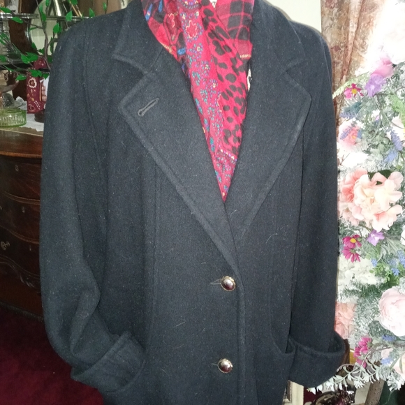 Set! Vintage Wool Coat + Scarf ❤🖤 - Picture 4 of 16